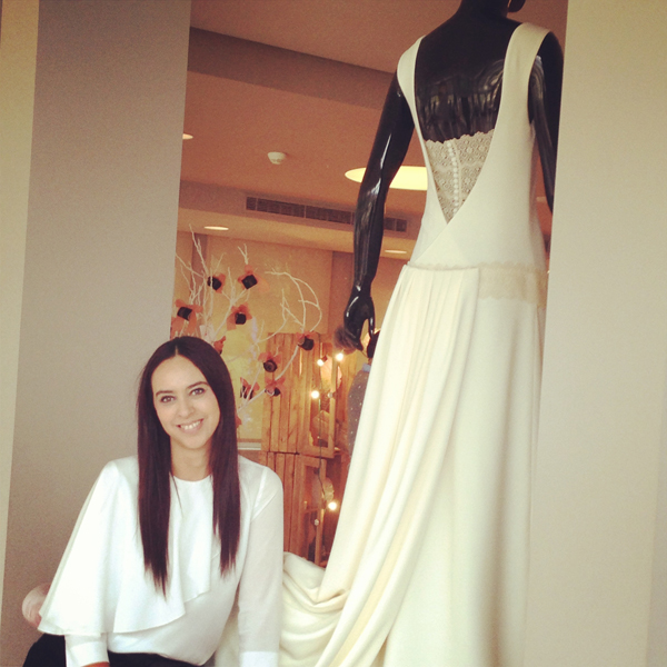 la diseñadora alicia rueda presenta su colección de novia y