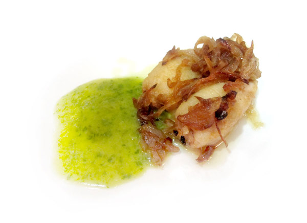 Sukalde-Grill-pintxo-baby squid-onions-bilbaoclick