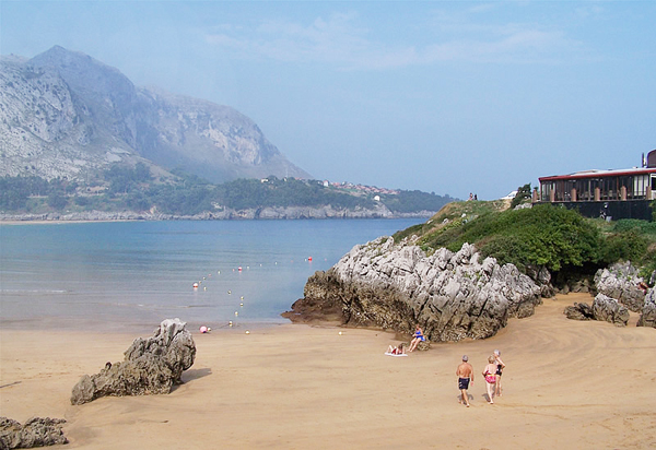 arenillas playa cantabria