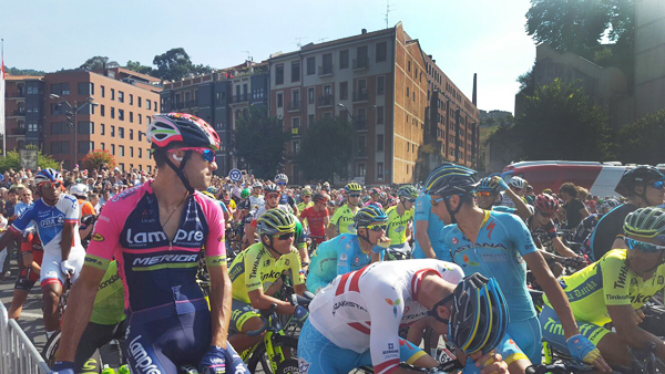 vuelta ciclista bilbao