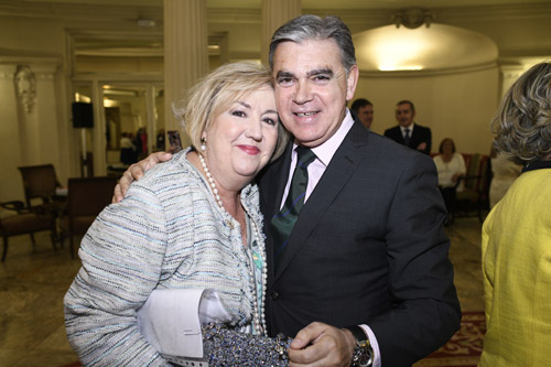 alfiler carmen miral marcos muro